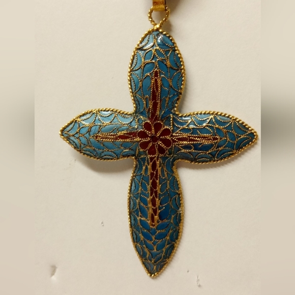 !💕 Cross Charm Gold Tone Beaded Trim, Filigree ,Teal Blue Back Burgundy Enamel - Picture 3 of 6